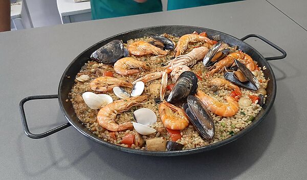 EspaiCuinarSa - Paella mar y montaña