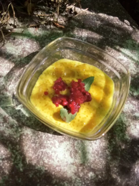 Gelatina de manzana y melocotón con perlas tapioca y cúrcuma - Receta Matthias Hespe