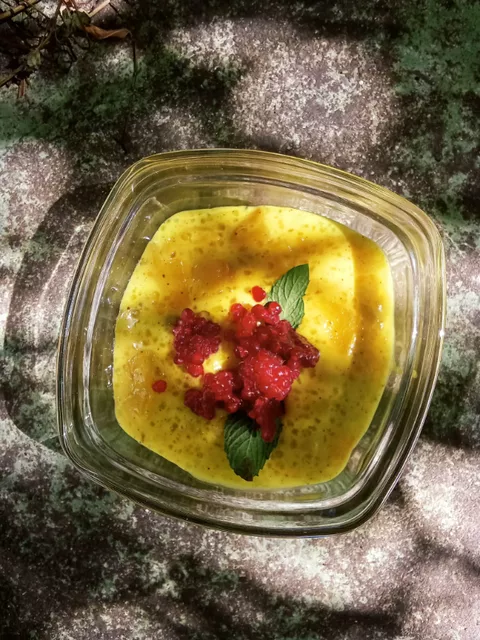 Gelatina de manzana y melocotón con perlas tapioca y cúrcuma - Receta Matthias Hespe