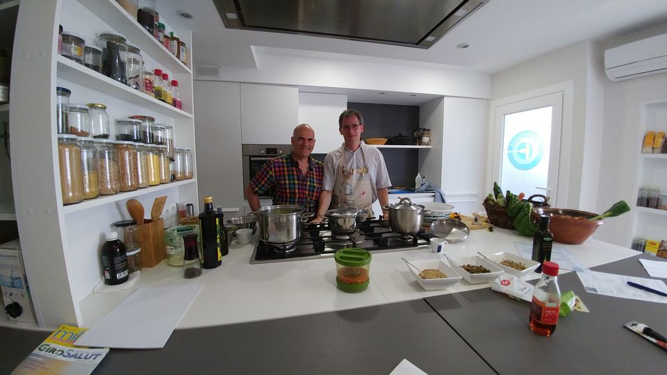 Fotos de clases de cocina en la EspaiCuinarSa Girona Matthias Hespe 