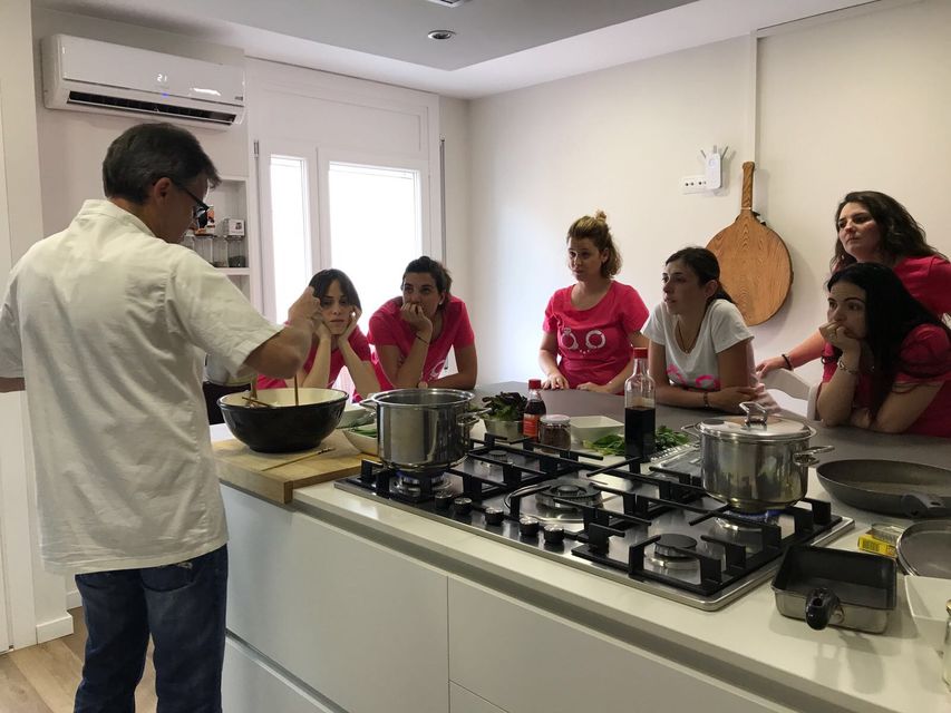 Fotos de clases de cocina en la EspaiCuinarSa Girona Matthias Hespe despedida