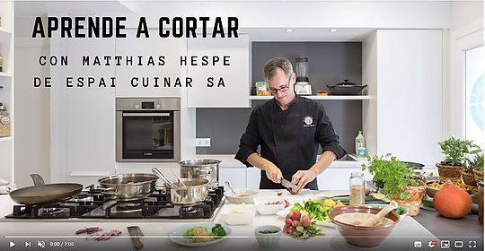 Tutorial: aprende a cortar - 2 vídeos amb Matthias Hespe EspaiCuinarSa