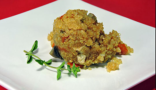 Quinoa con verduras y setas