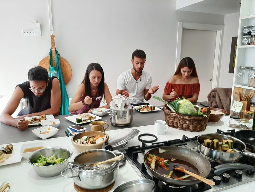Fotos - Actividades de cocina saludable para despedidas de soltera, fiestas entre amigos o familiares y por eventos para empresas (team building)